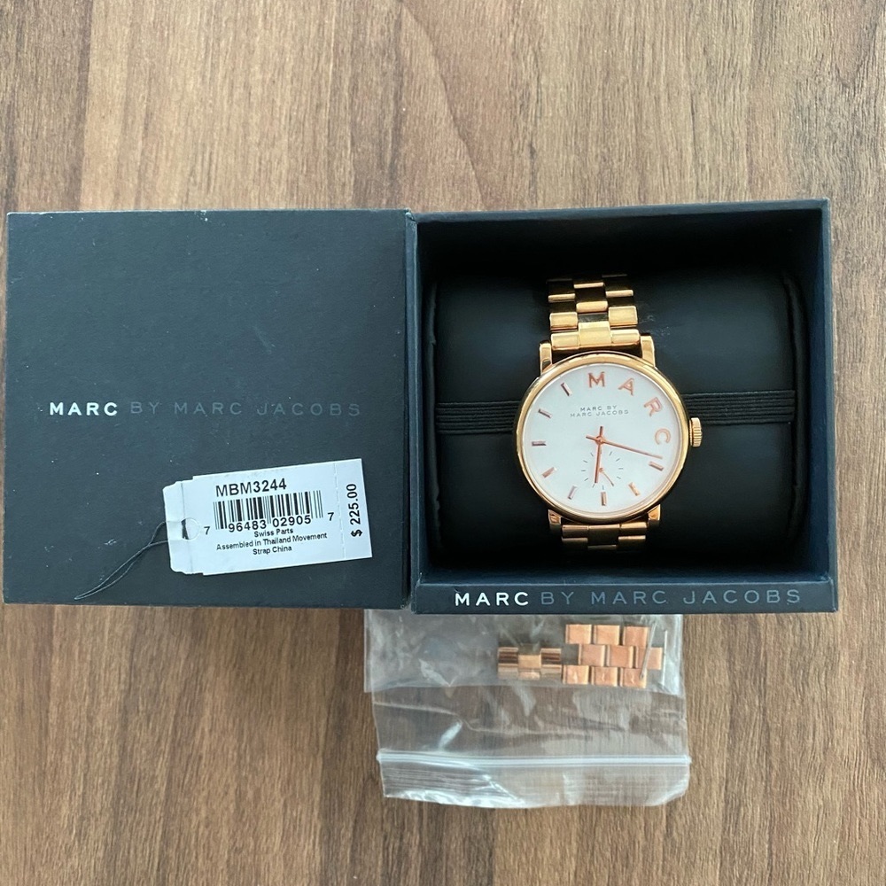 Marc Jacobs Baker watch in Rose Gold